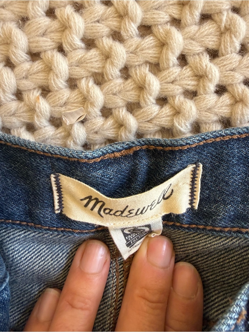 Madewell Darted Barrel Jeans in Danver Wash Dark Blue Size 27 - Picture 4 of 4